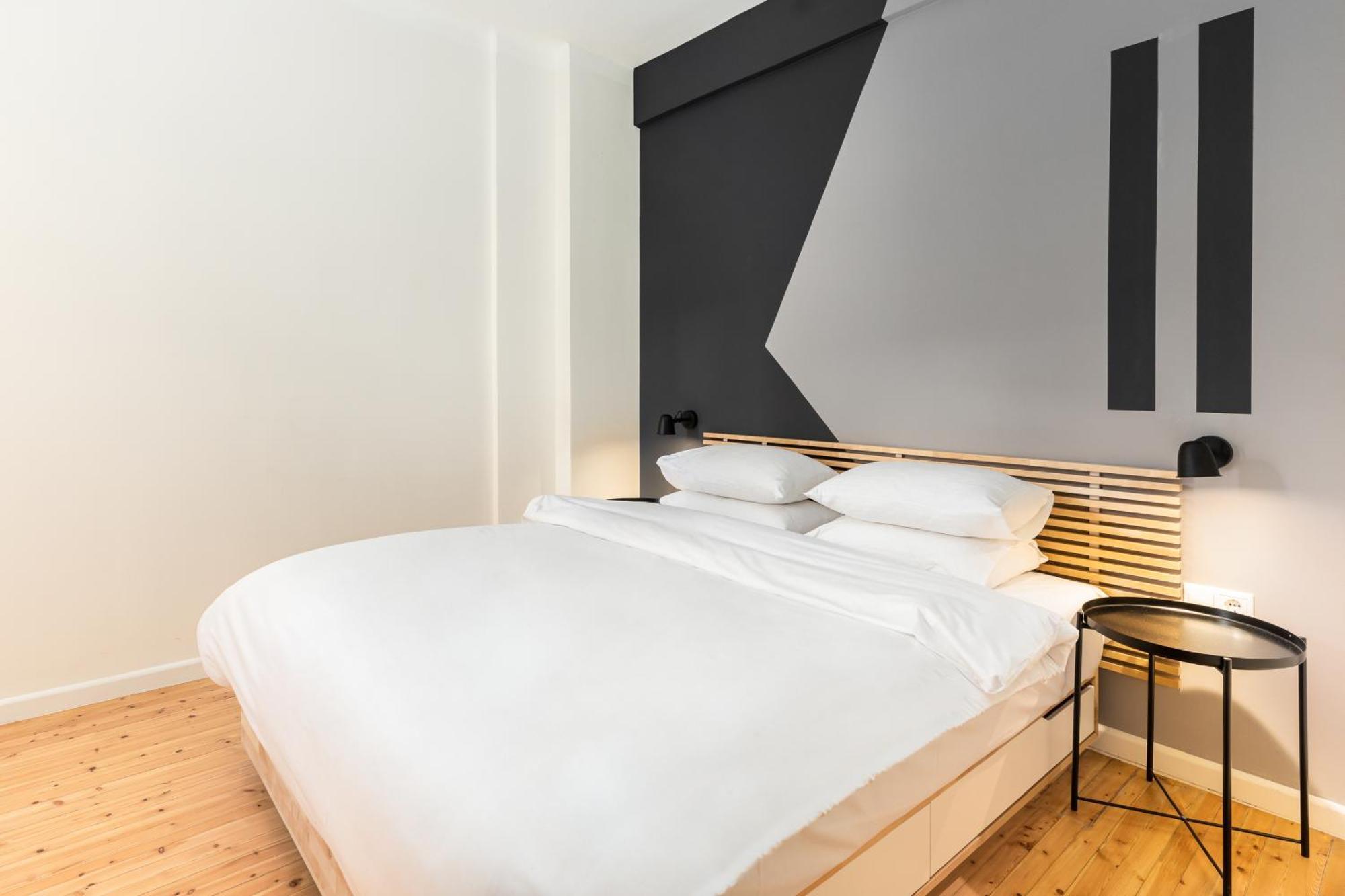 Vista By Halu!: Spacious City Centre Home 塞萨洛尼基 外观 照片
