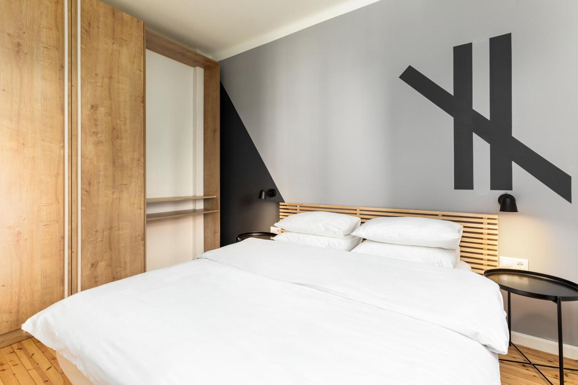 Vista By Halu!: Spacious City Centre Home 塞萨洛尼基 外观 照片