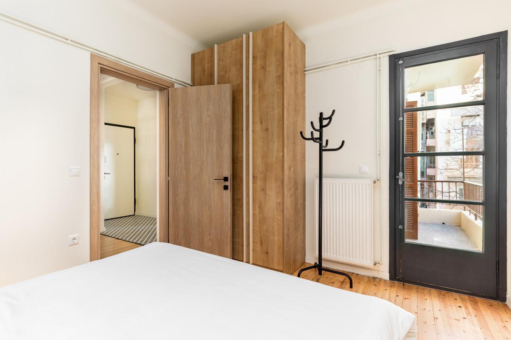 Vista By Halu!: Spacious City Centre Home 塞萨洛尼基 外观 照片